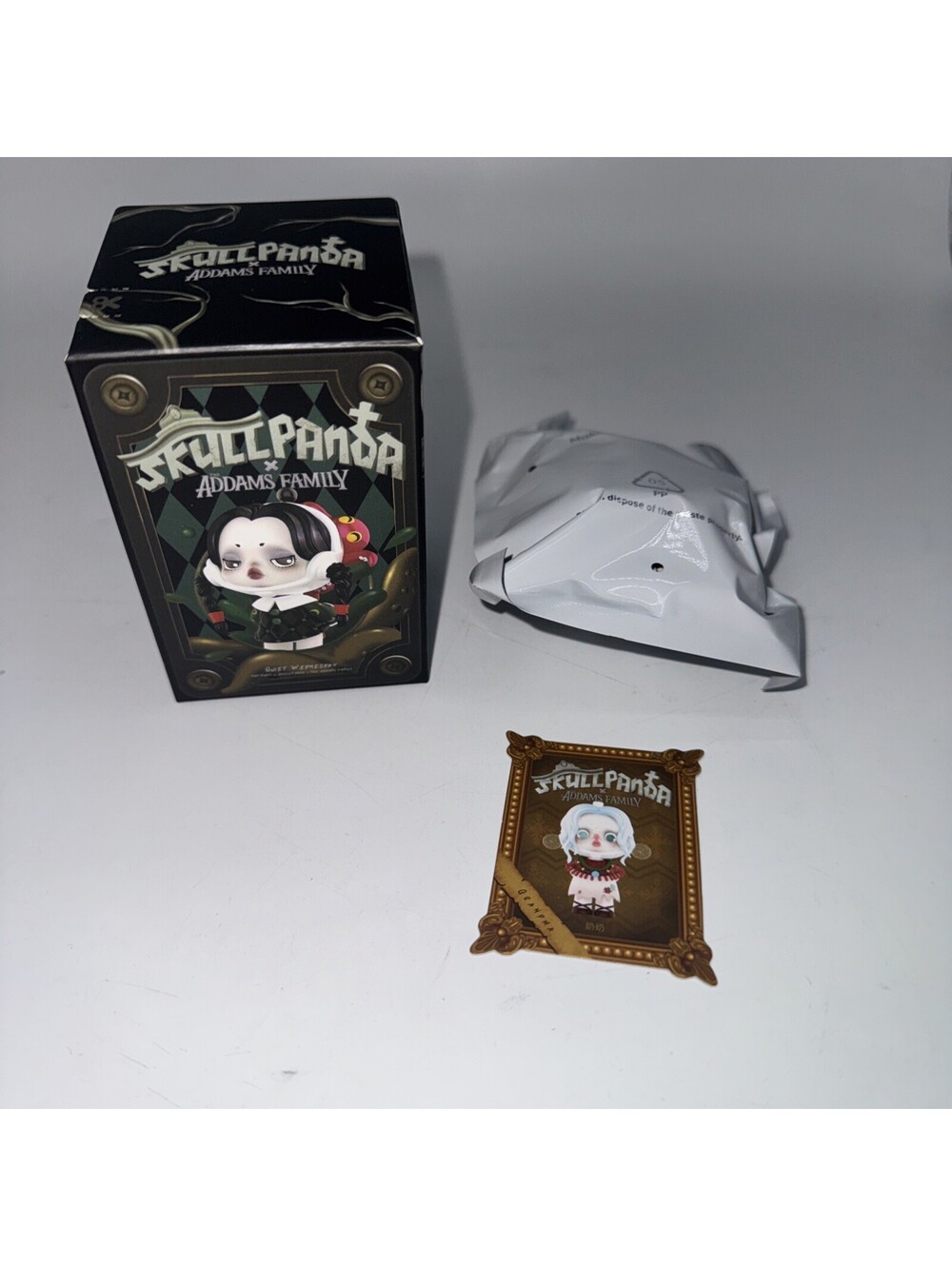 POP MART AUTHENTIC Skullpanda The Addams Family Series Figure Grandma